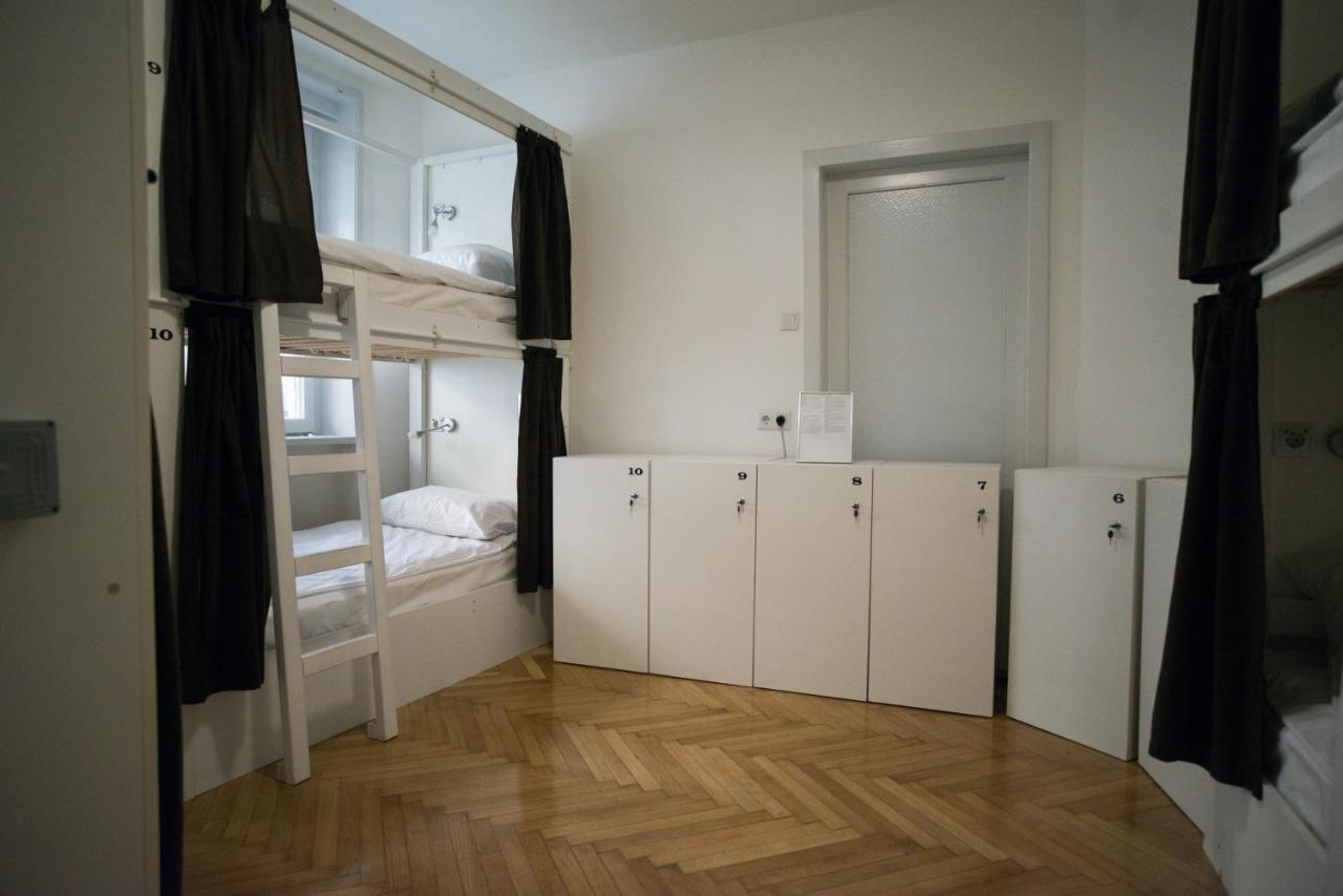 Bed in 6-Bed Dormitory Room